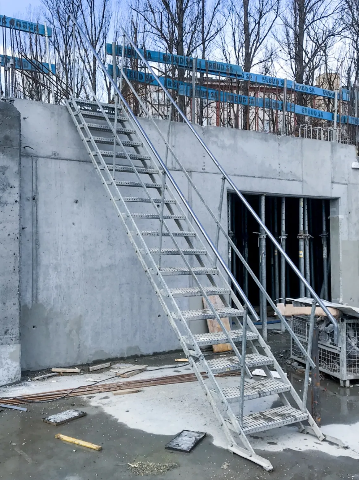 Bodtrappa 100cm 18 steg komplett 2 räcken